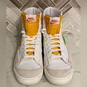 Nike Blazer Mid ‘77 Vintage “Roswell Rayguns”